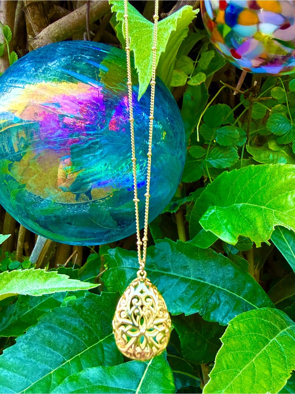 Gold Filigree Teardrop Necklace - Women's Jewelry 9-3/4 drop chain. Lovely.